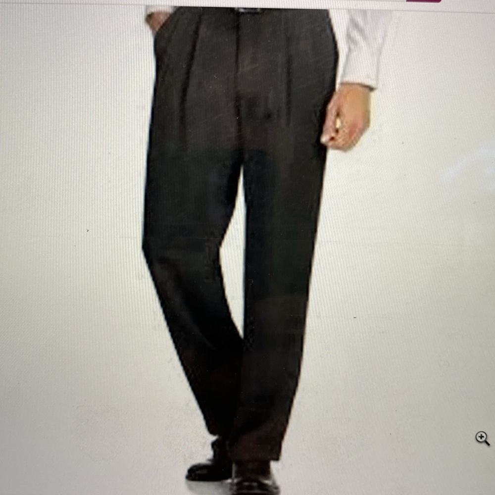 Perry Ellis charcoal grey pleated dress slacks with cuffed hem